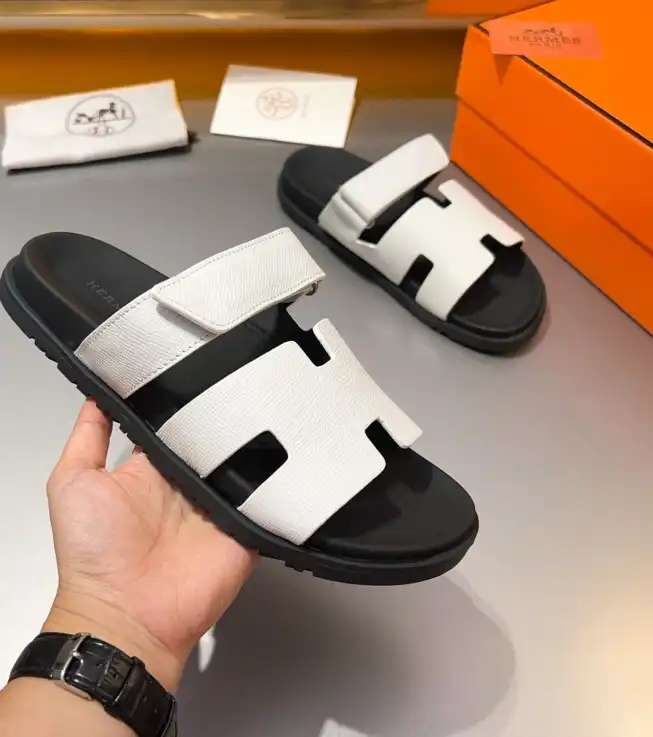 hype Hermes Sandals