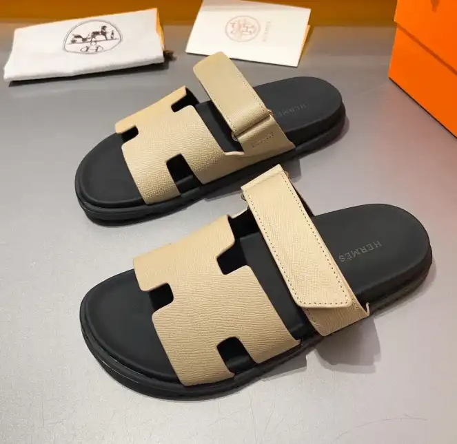 hype Hermes Sandals