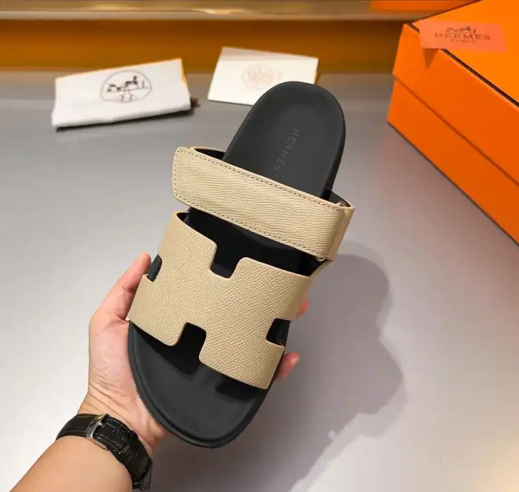 hype Hermes Sandals