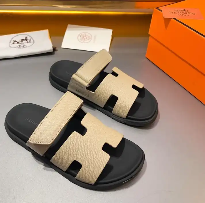 hype Hermes Sandals