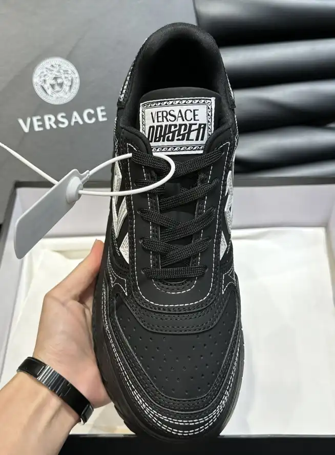 hype Givenchy Sneakers