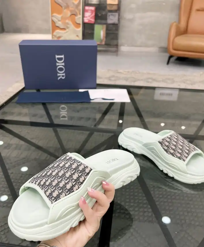 hype Christian Dior Slippers