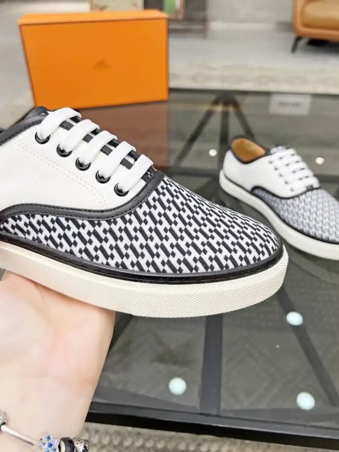 hype Hermes Casual Shoes