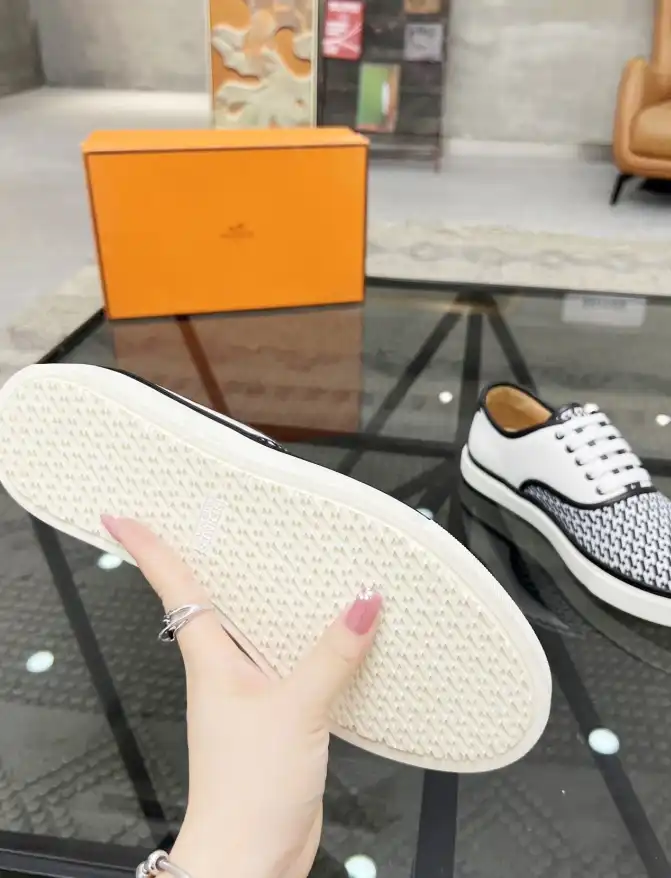 hype Hermes Casual Shoes