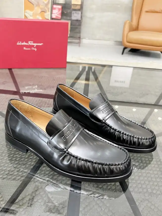 hype Ferragamo Leather Shoes