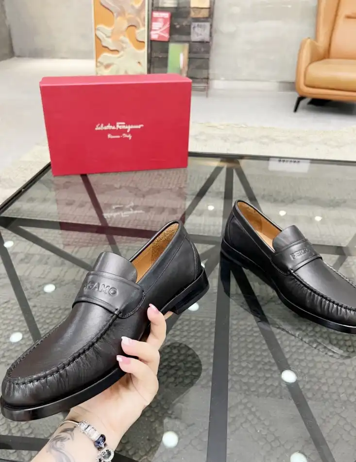 hype Ferragamo Leather Shoes