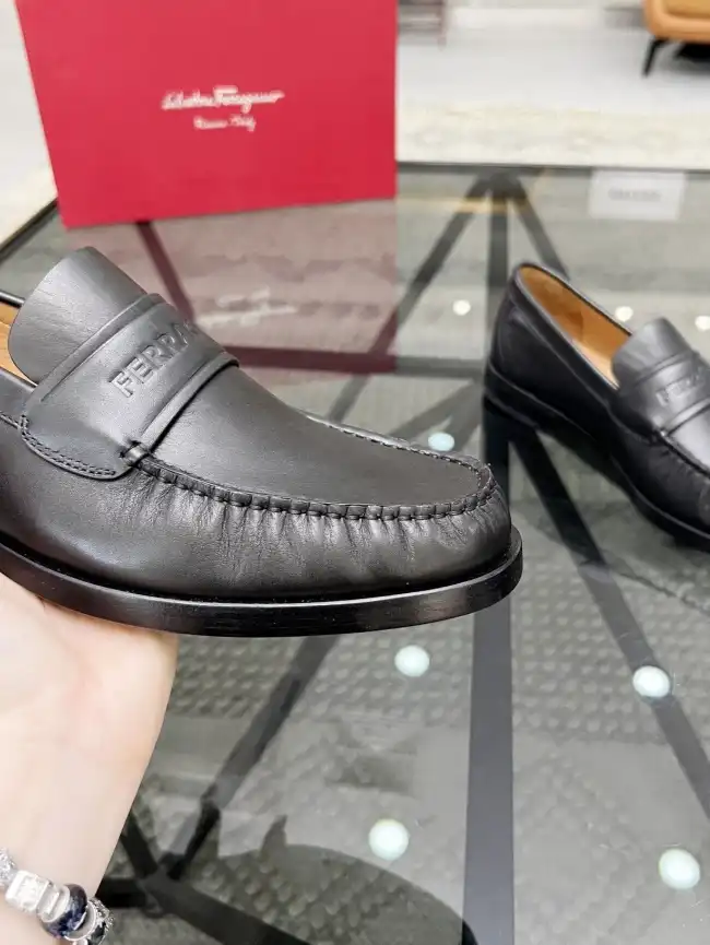 hype Ferragamo Leather Shoes