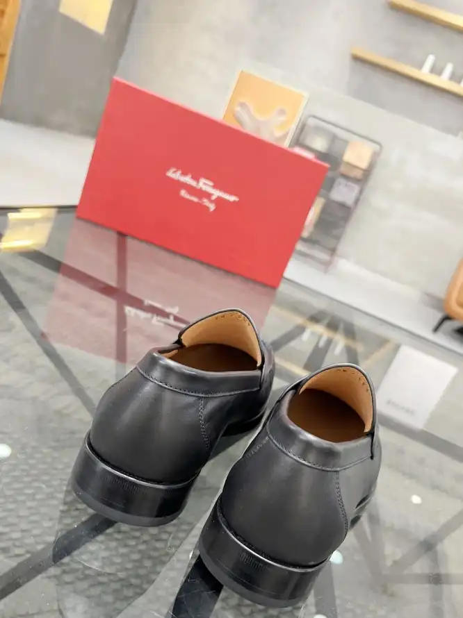 hype Ferragamo Leather Shoes