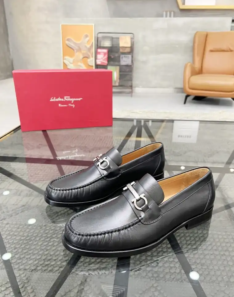 hype Ferragamo Leather Shoes