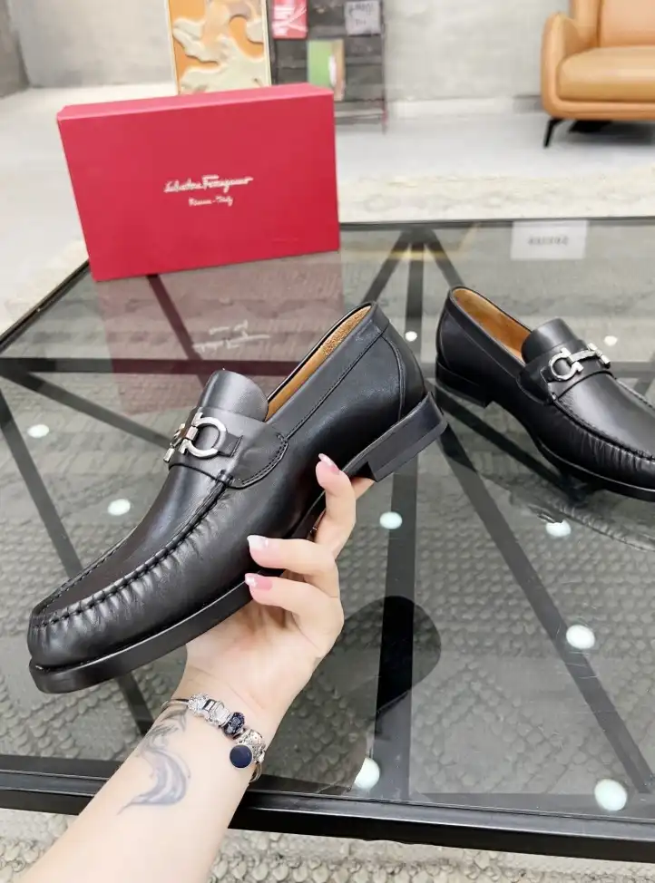 hype Ferragamo Leather Shoes