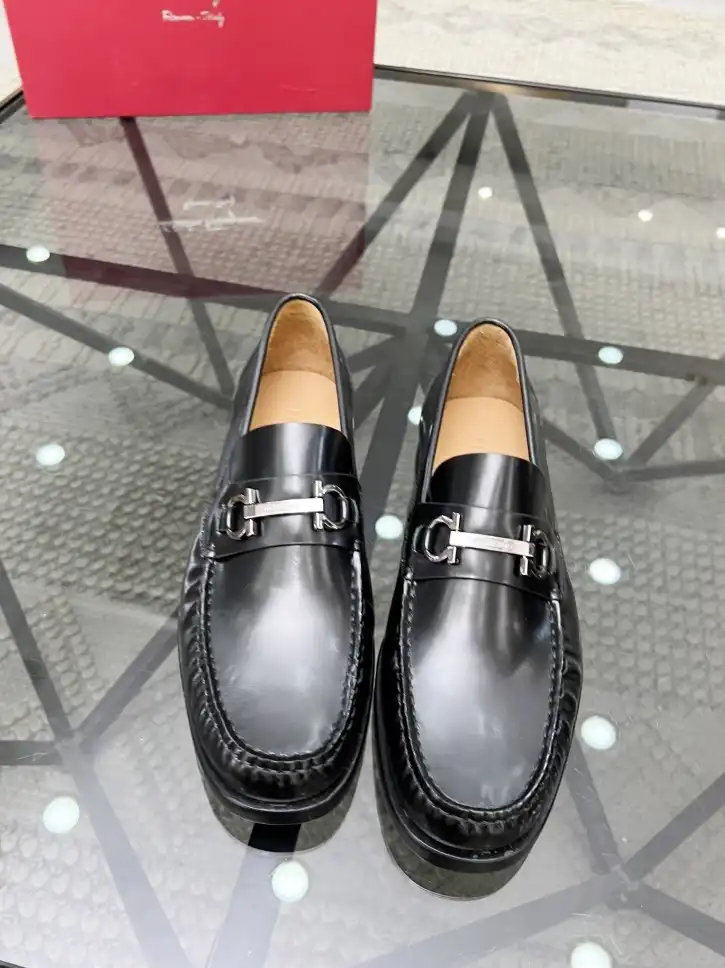 hype Ferragamo Leather Shoes