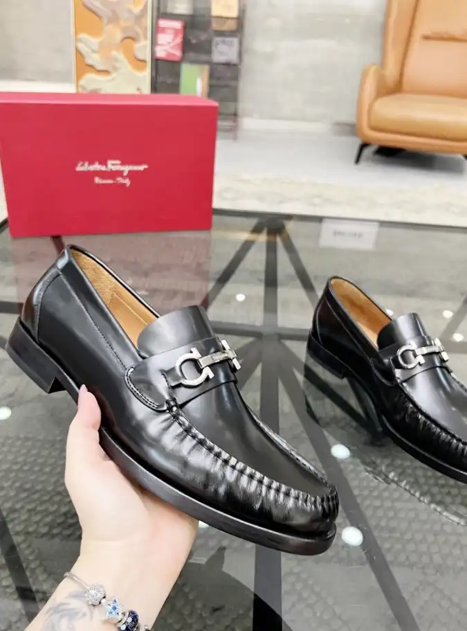 hype Ferragamo Leather Shoes