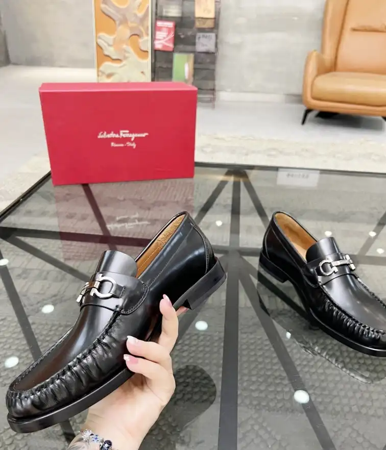 hype Ferragamo Leather Shoes