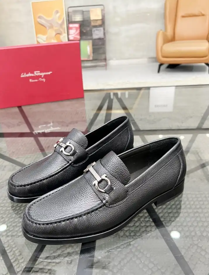 hype Ferragamo Leather Shoes