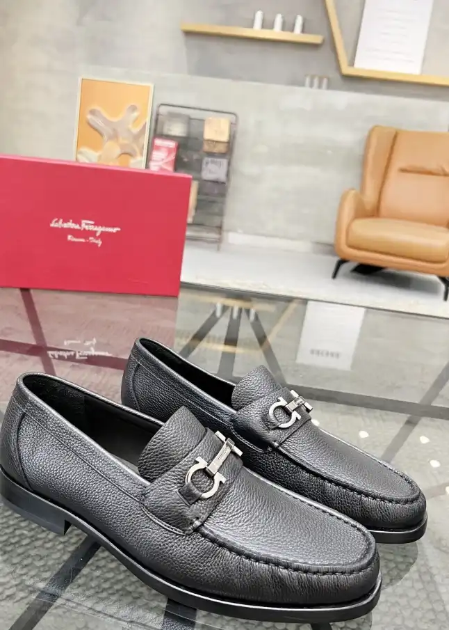 hype Ferragamo Leather Shoes