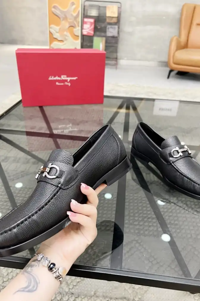 hype Ferragamo Leather Shoes