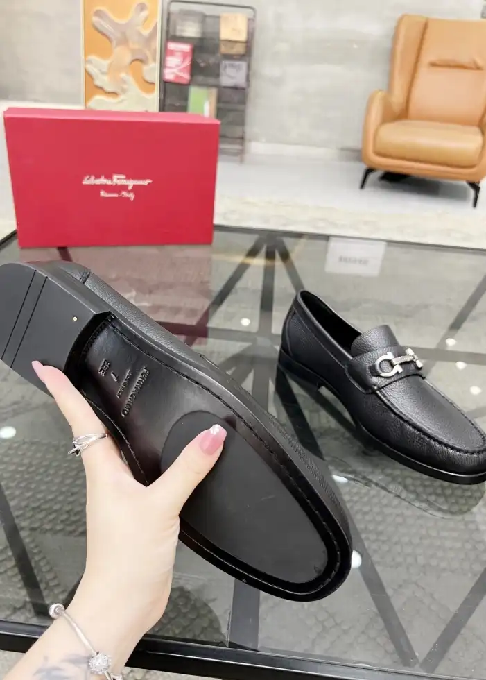 hype Ferragamo Leather Shoes