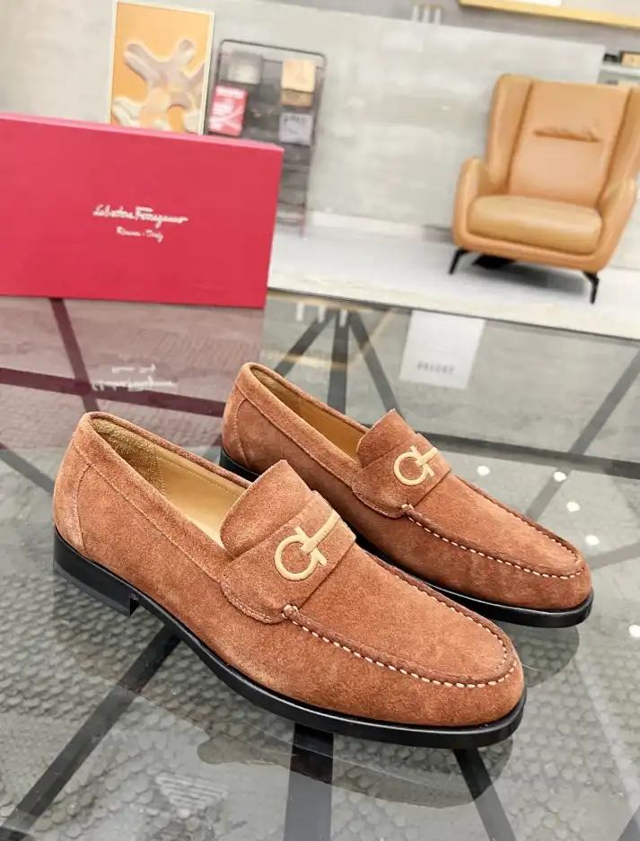 hype Ferragamo Leather Shoes