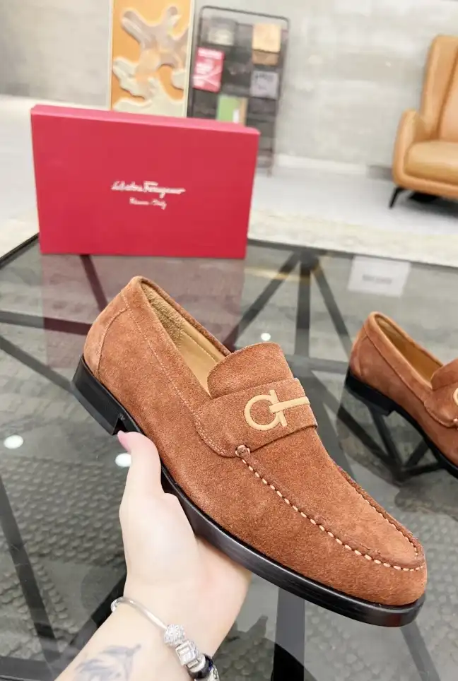 hype Ferragamo Leather Shoes