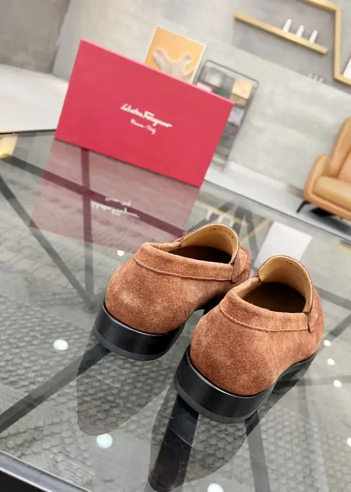 hype Ferragamo Leather Shoes