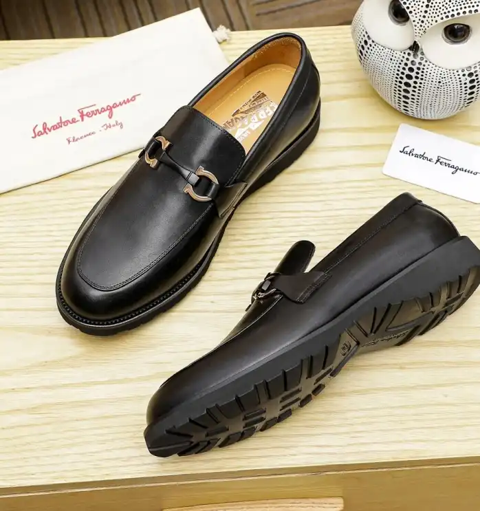 hype Ferragamo Leather Shoes