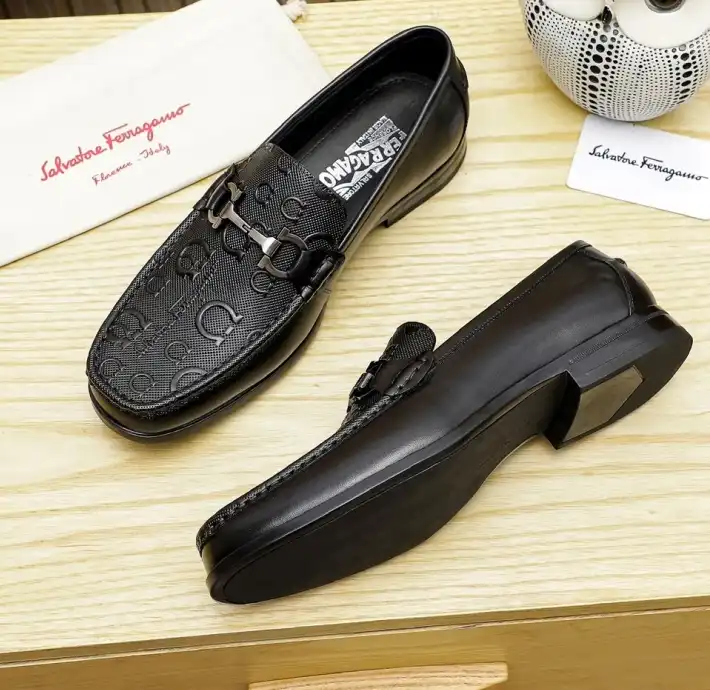 hype Ferragamo Leather Shoes