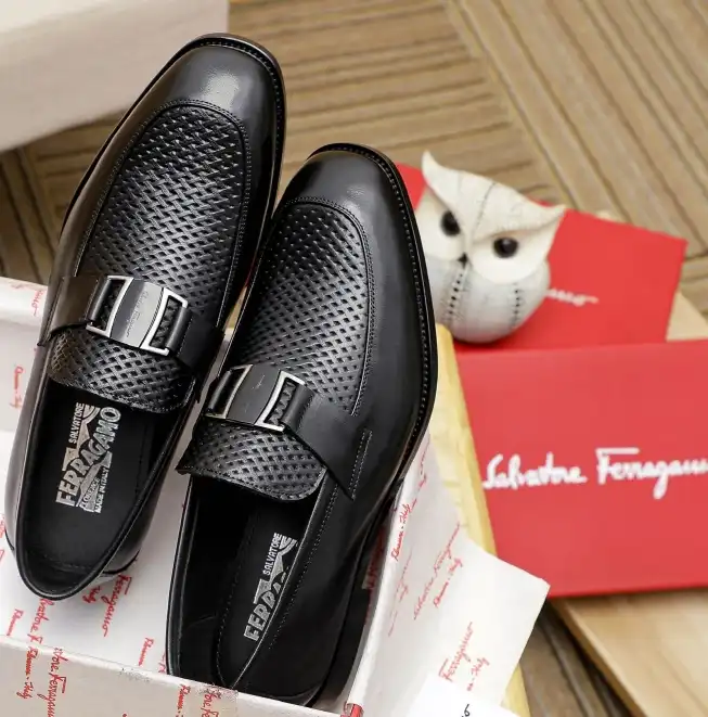 hype Ferragamo Leather Shoes