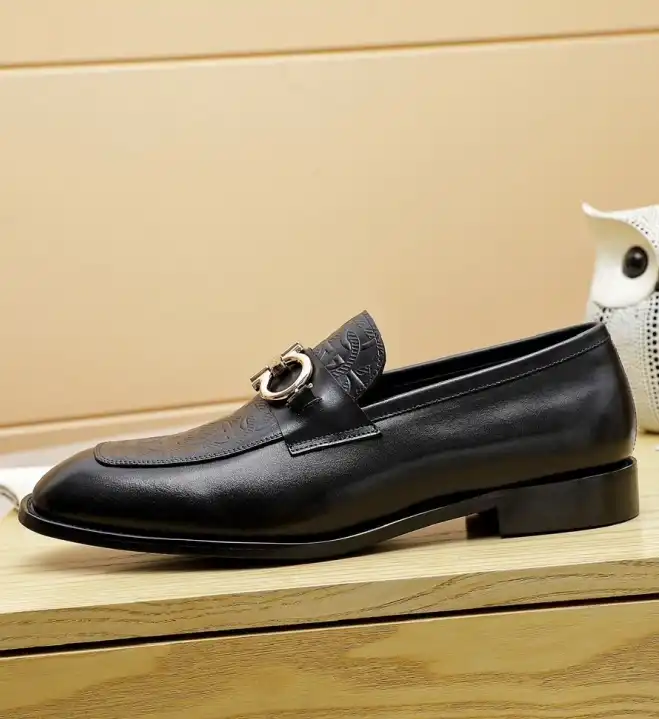 hype Ferragamo Leather Shoes