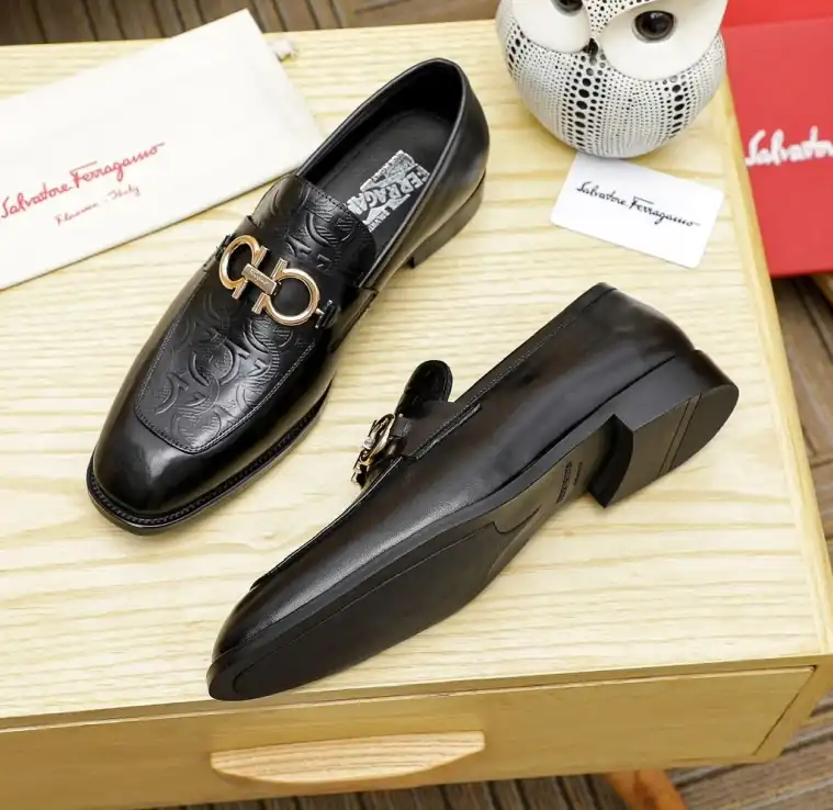 hype Ferragamo Leather Shoes