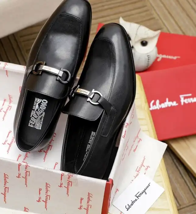 hype Ferragamo Leather Shoes