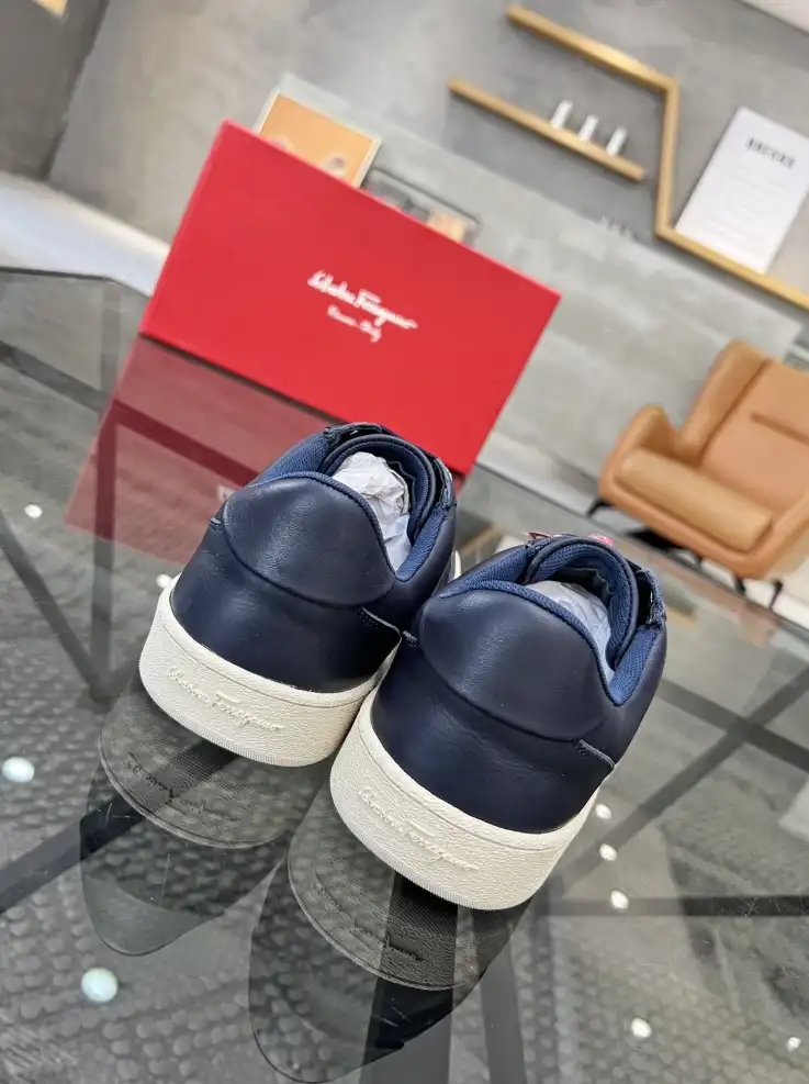 hype Ferragamo Sneakers