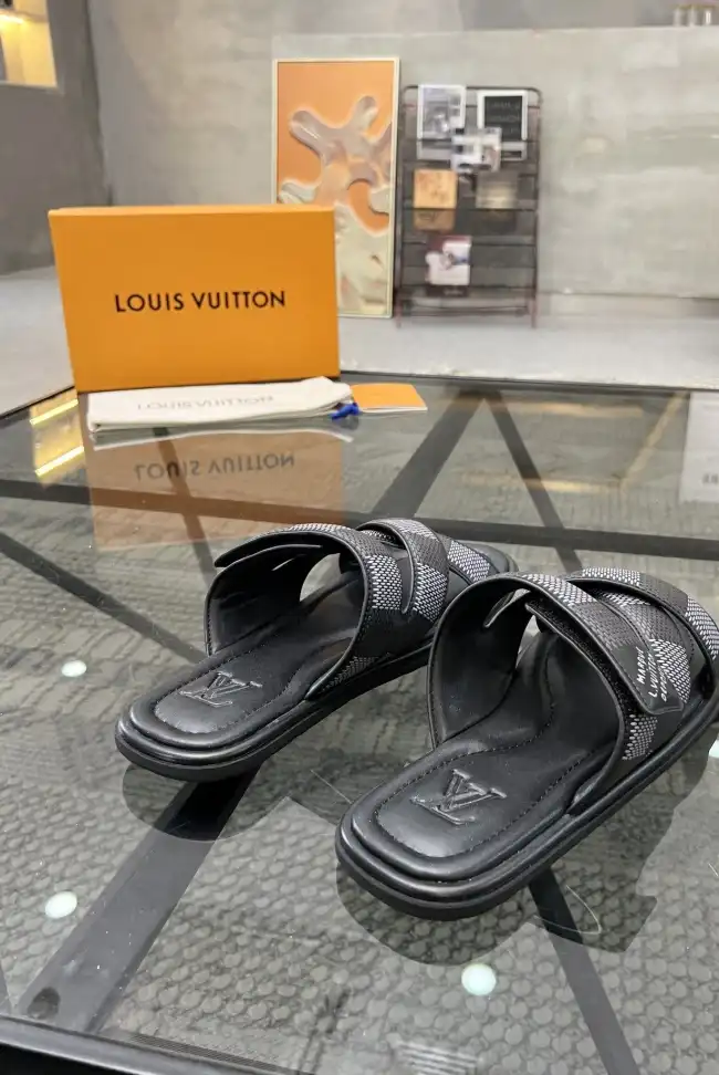 hype LV Slippers