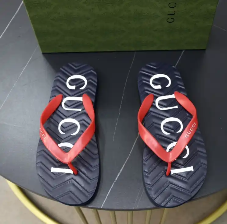 hype Gucci Slippers