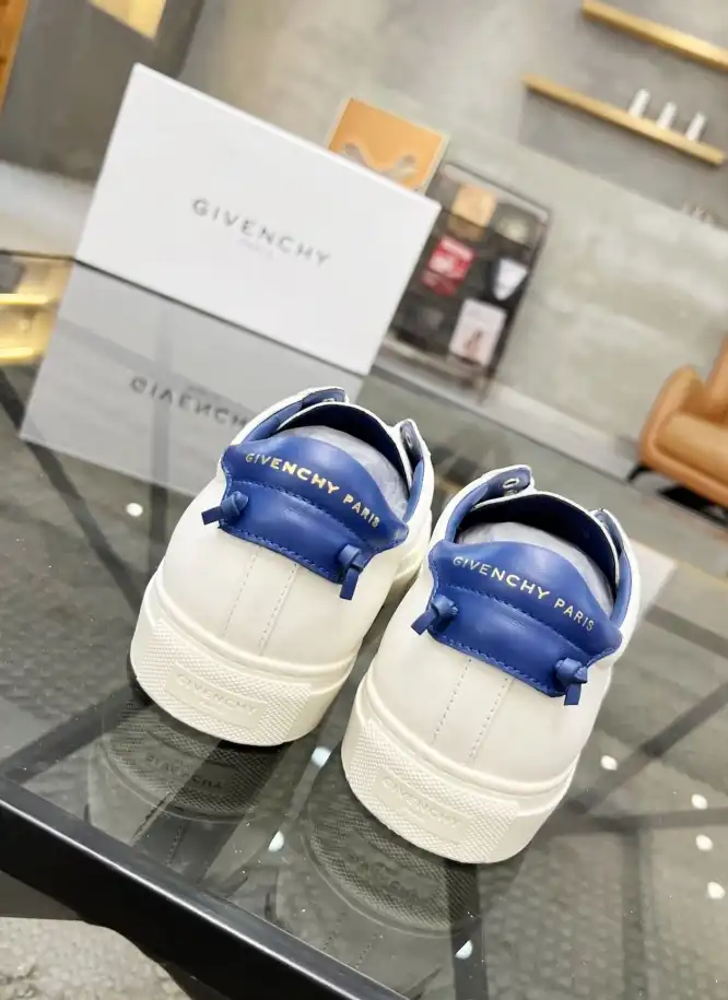 hype Givenchy Sneakers