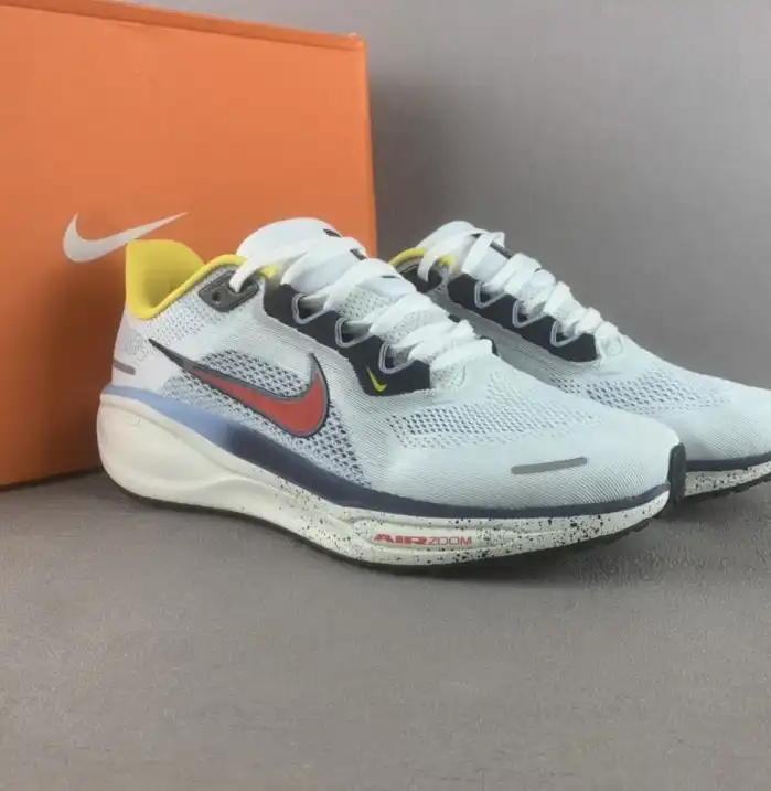 hype Nike Sneakers