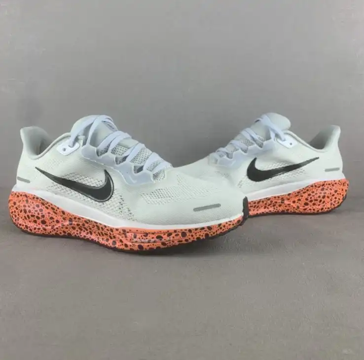 hype Nike Sneakers