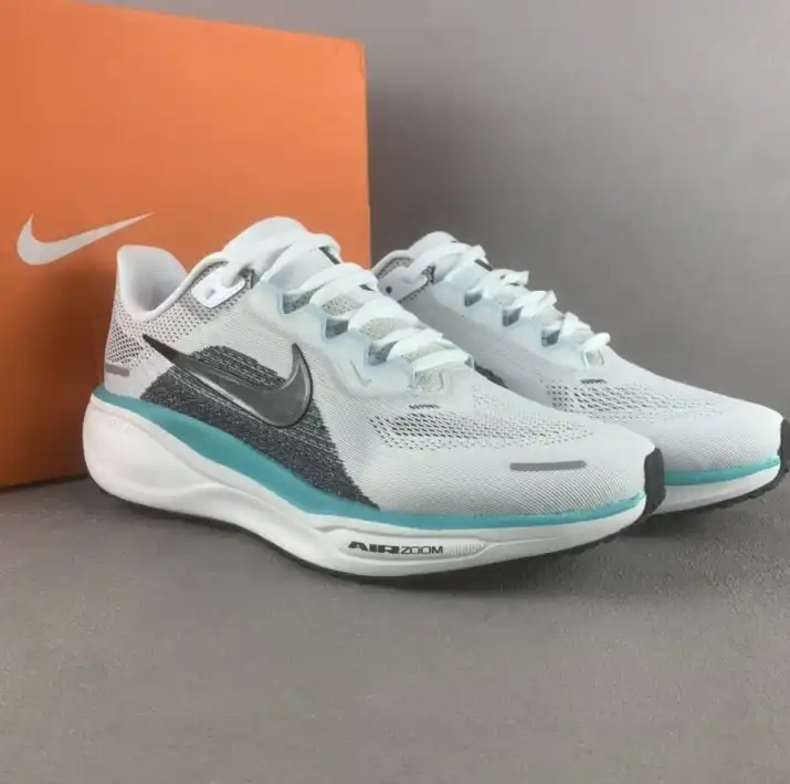 hype Nike Sneakers