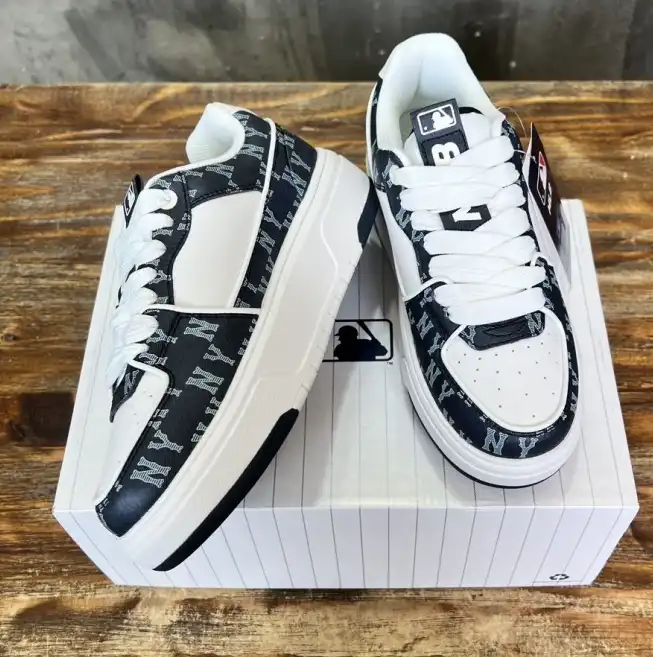 hype Gucci Sneakers