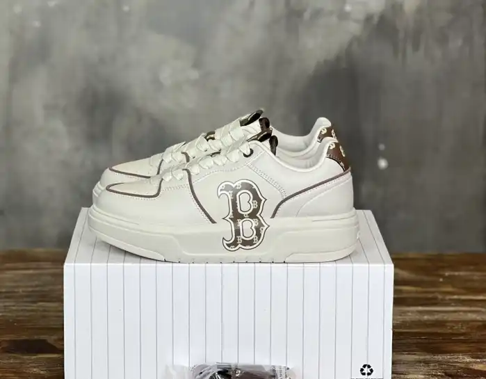 hype Gucci Sneakers