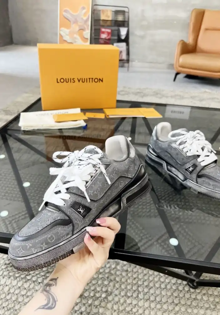 hype LV Casual Shoes