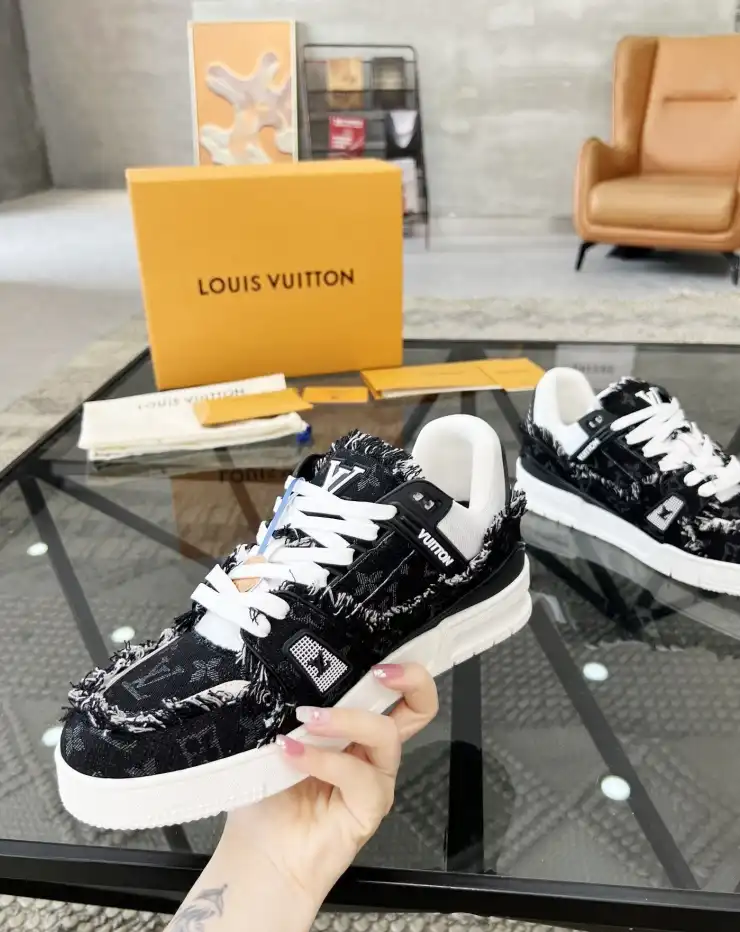 hype LV Casual Shoes