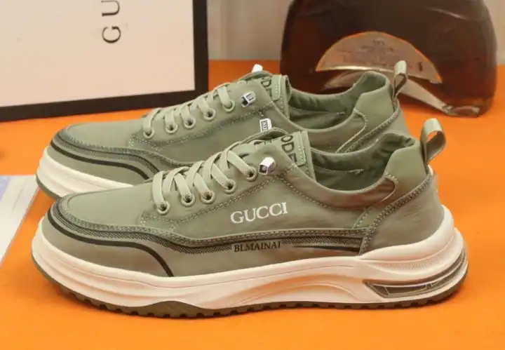 hype Gucci Sneakers