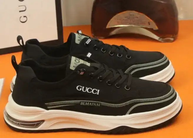 hype Gucci Sneakers