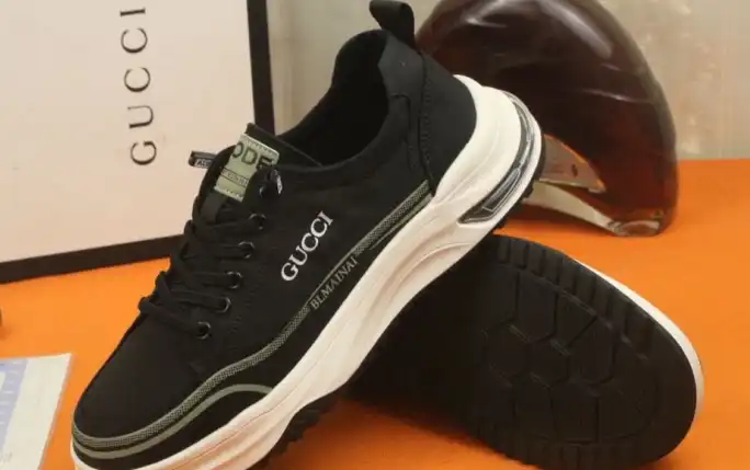 hype Gucci Sneakers