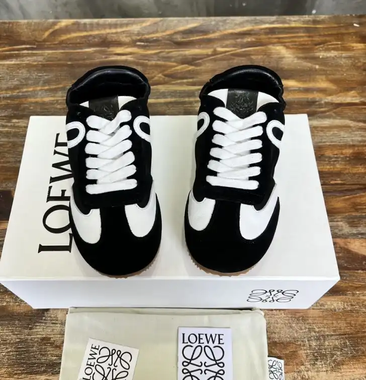 hype Loewe Sneakers