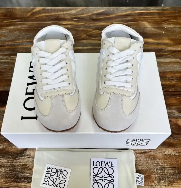 hype Loewe Sneakers