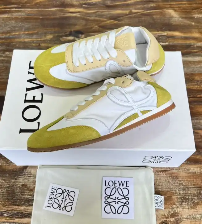 hype Loewe Sneakers