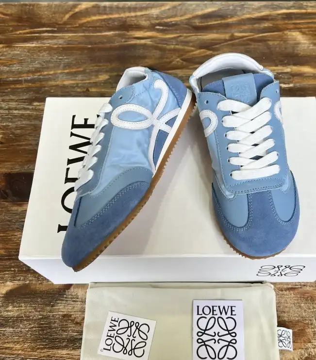 hype Loewe Sneakers