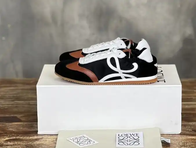 hype Loewe Sneakers