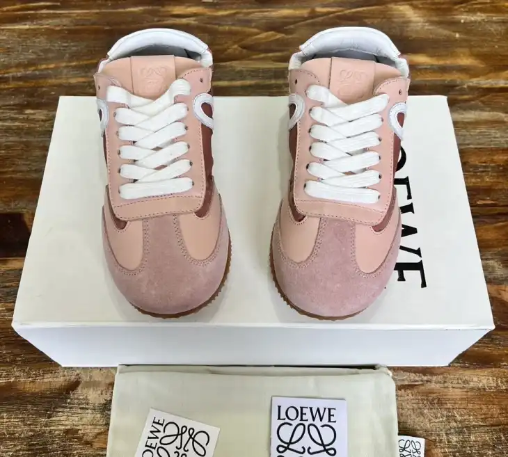 hype Loewe Sneakers